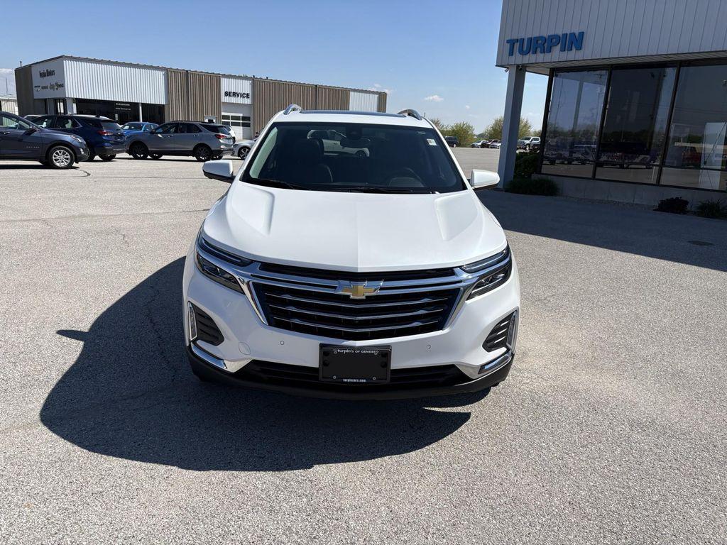 used 2022 Chevrolet Equinox car, priced at $26,569