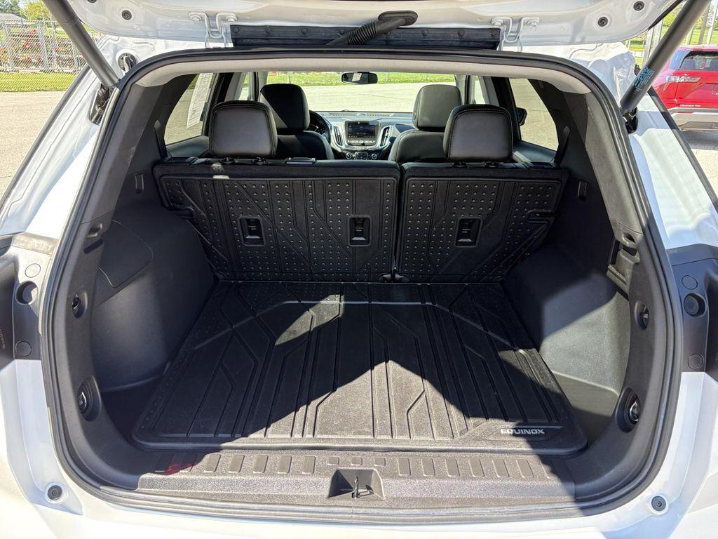 used 2022 Chevrolet Equinox car, priced at $26,569