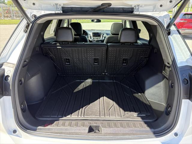 used 2022 Chevrolet Equinox car, priced at $27,289