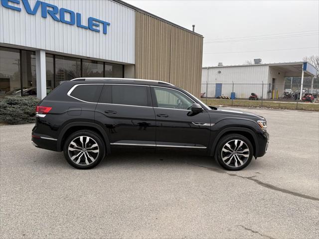 used 2023 Volkswagen Atlas car, priced at $40,489