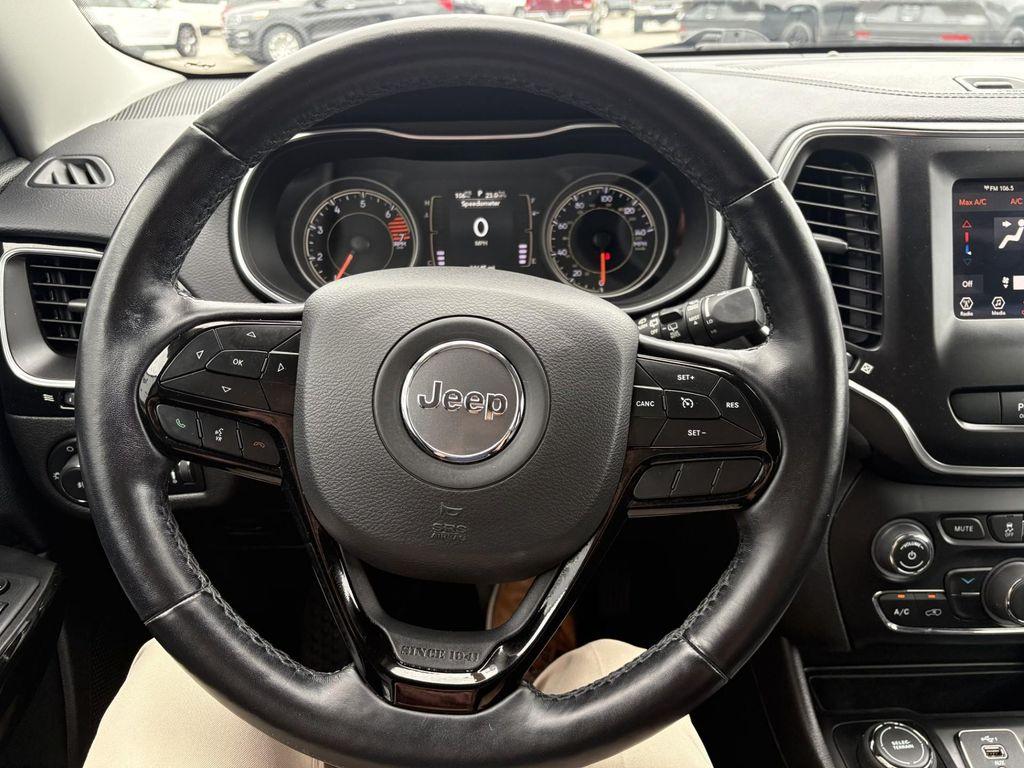 used 2021 Jeep Cherokee car, priced at $21,989