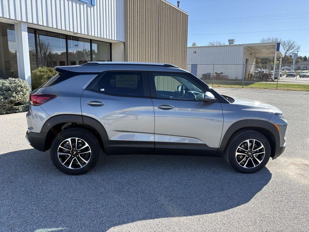 new 2026 Chevrolet TrailBlazer car, priced at $27,544