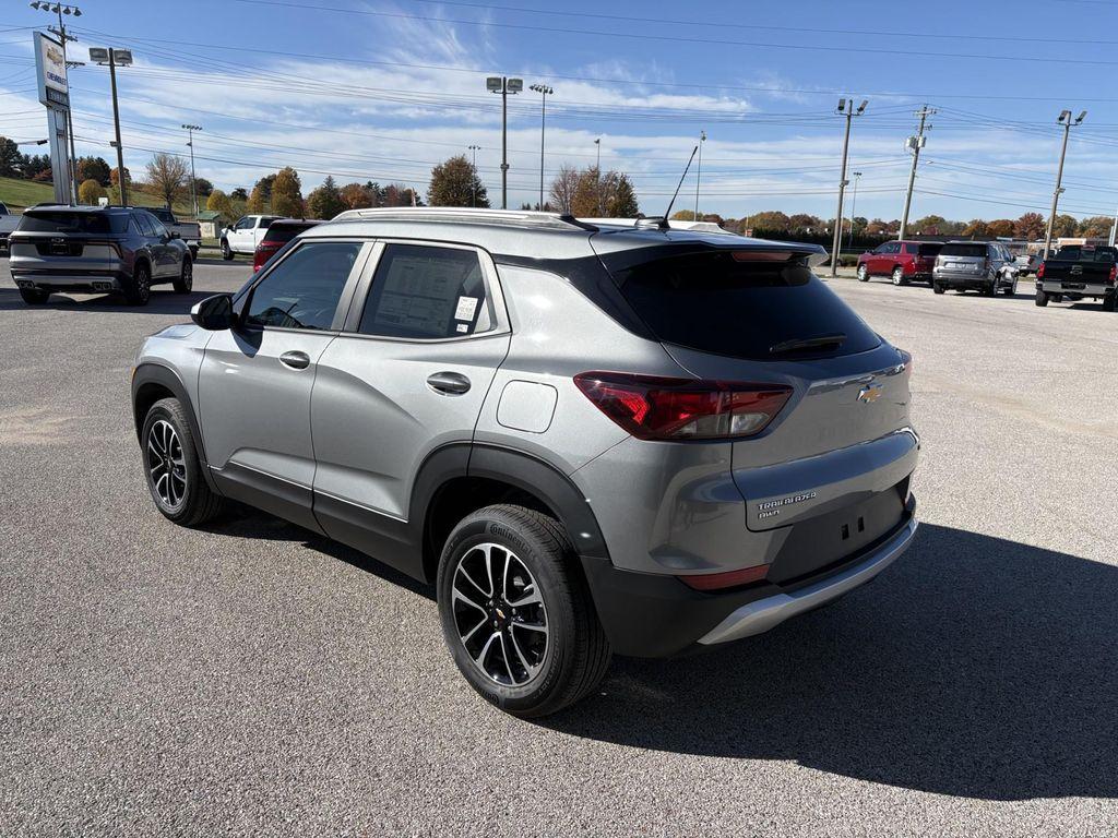 new 2026 Chevrolet TrailBlazer car, priced at $27,544