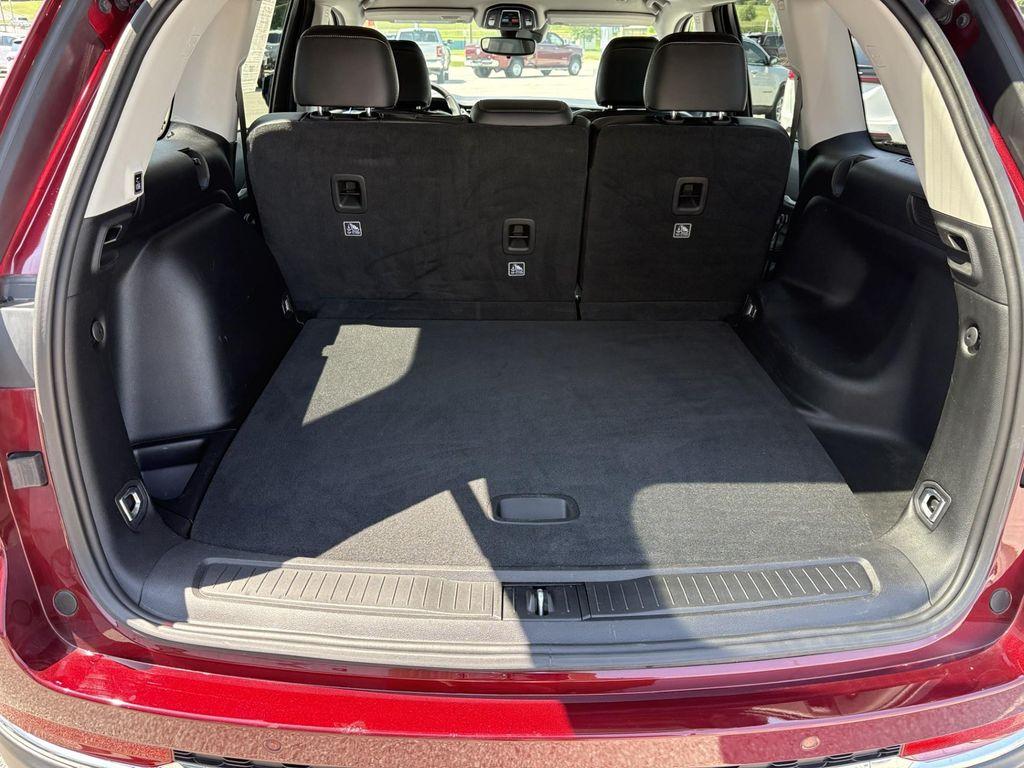 used 2023 Jeep Grand Cherokee car, priced at $37,989
