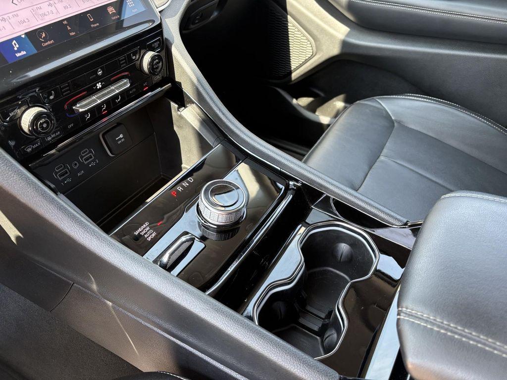 used 2023 Jeep Grand Cherokee car, priced at $37,989