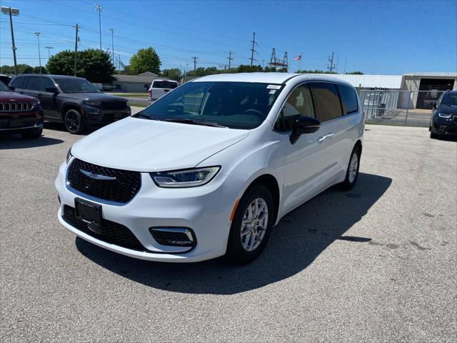 new 2024 Chrysler Pacifica car, priced at $41,491