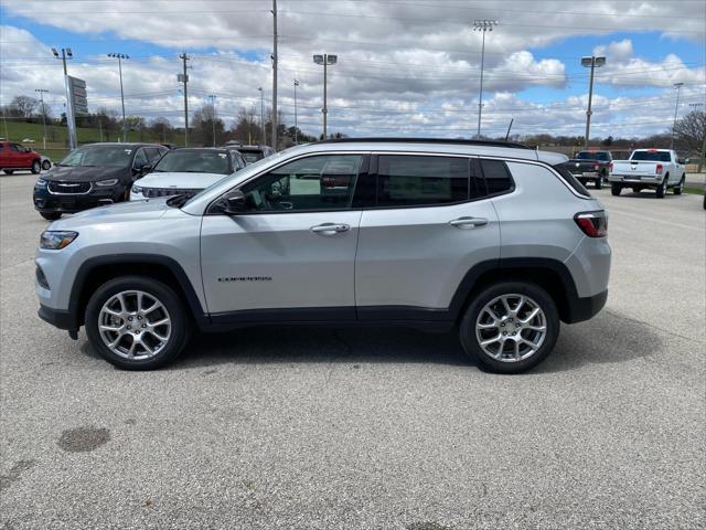 new 2024 Jeep Compass car, priced at $28,936