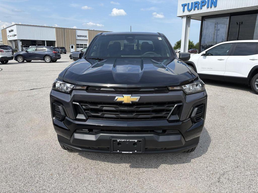 new 2025 Chevrolet Colorado car, priced at $39,324