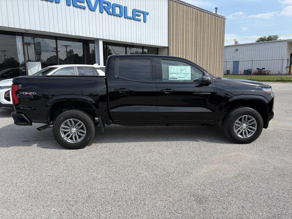 new 2025 Chevrolet Colorado car, priced at $39,324