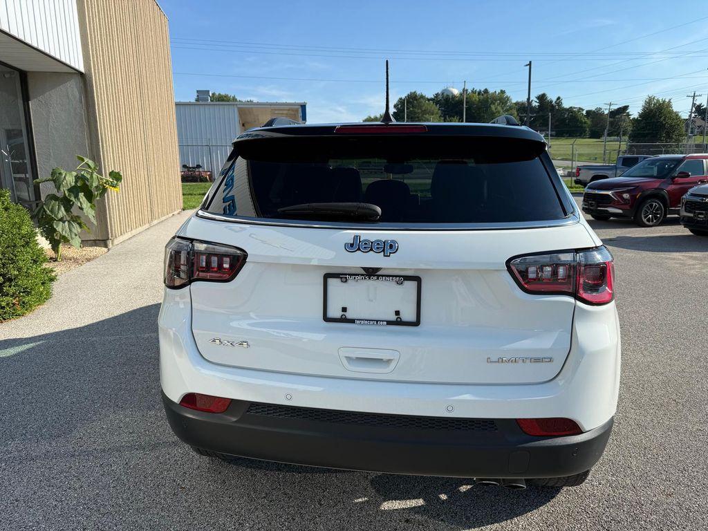 used 2022 Jeep Compass car, priced at $23,989
