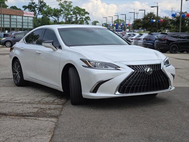 used 2024 Lexus ES 300h car, priced at $37,995