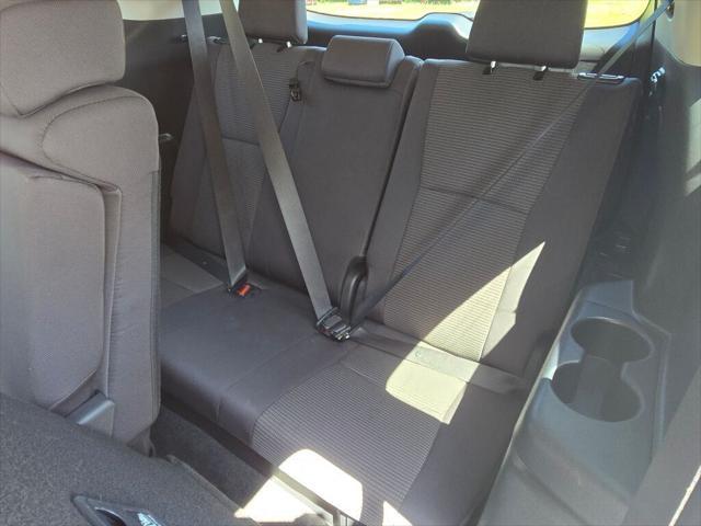 used 2024 Toyota Highlander car, priced at $39,995