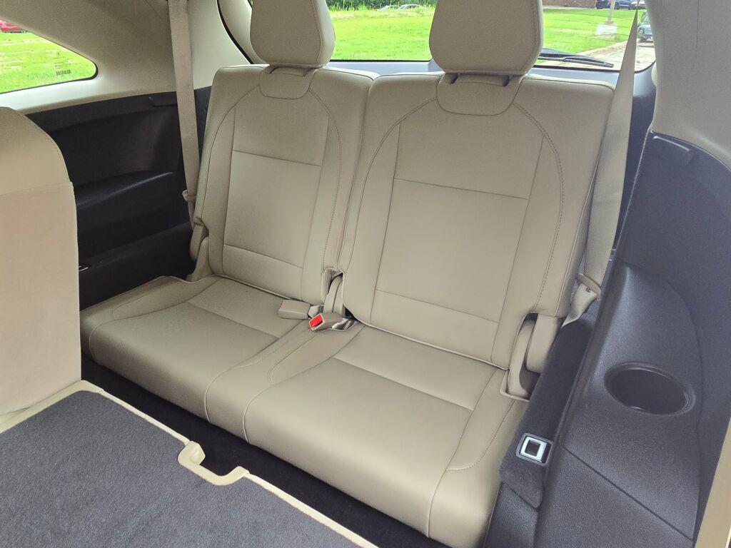 used 2020 Acura MDX car, priced at $27,995