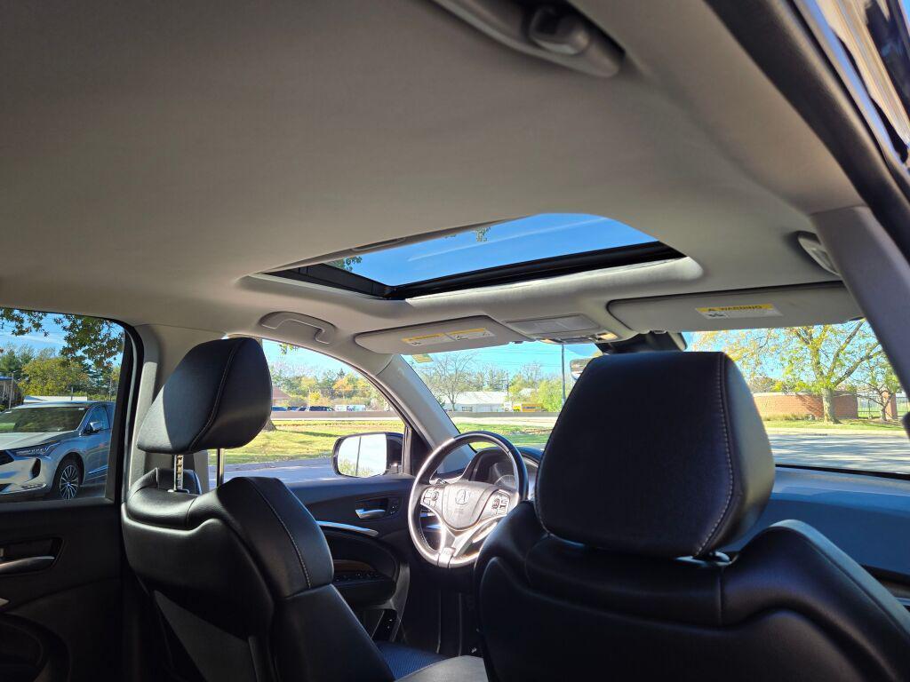 used 2019 Acura MDX car, priced at $26,107