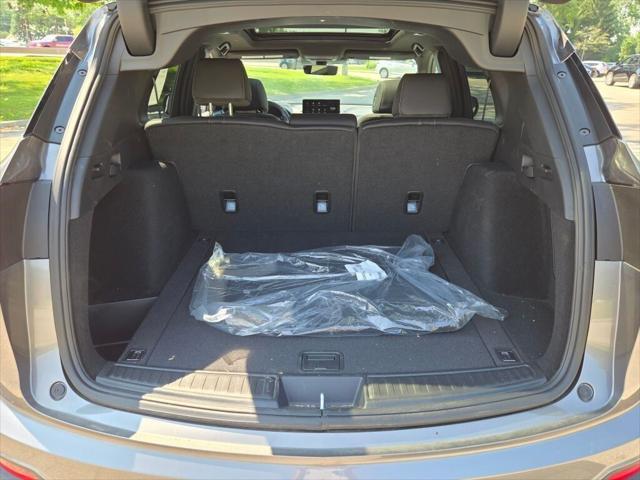 used 2025 Acura RDX car, priced at $38,995
