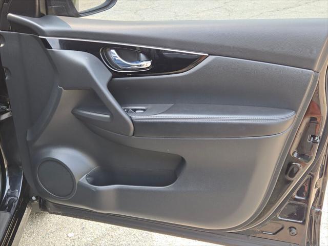 used 2018 Nissan Rogue Sport car, priced at $16,495