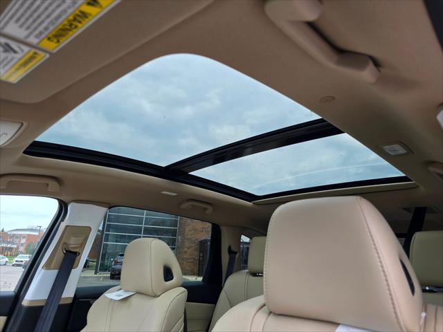 new 2025 Acura MDX car, priced at $54,750