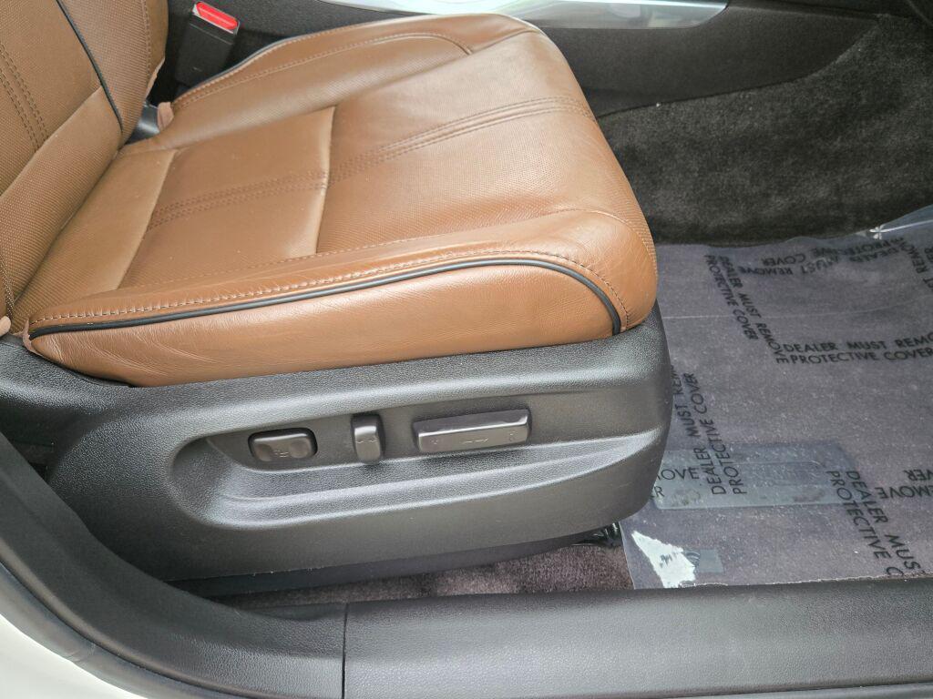 used 2017 Acura MDX car, priced at $13,999