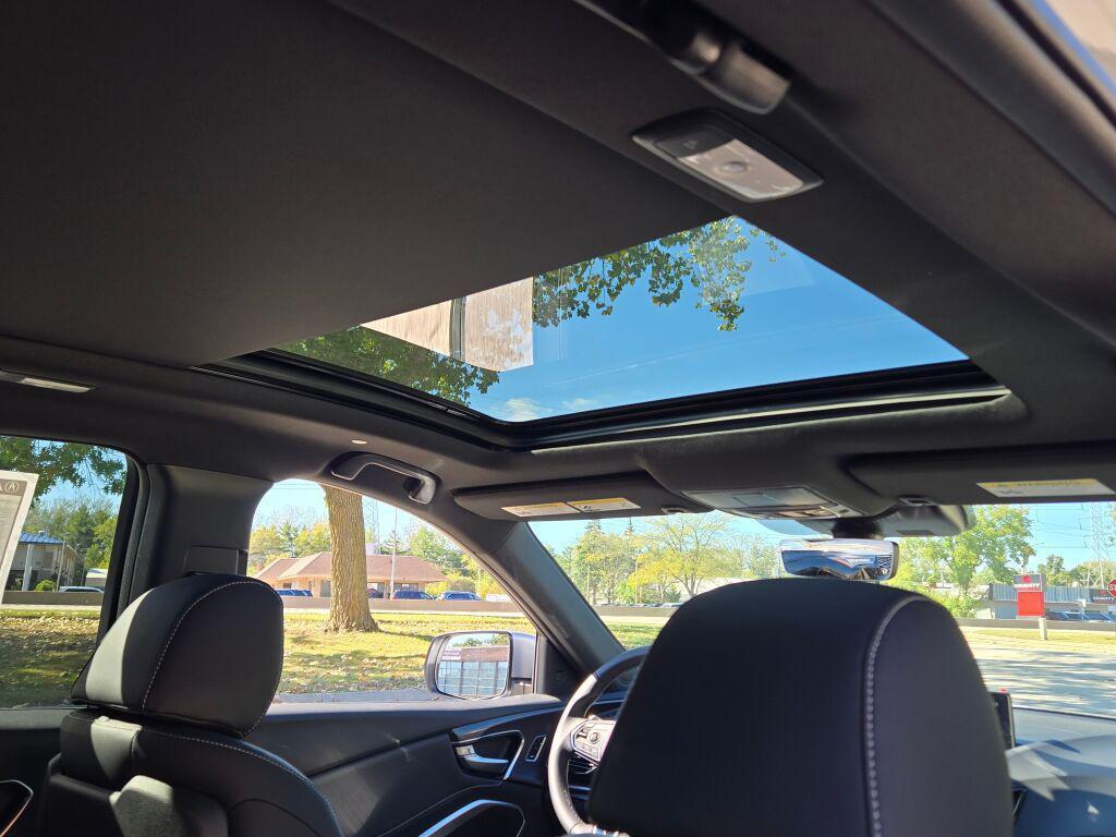 new 2025 Acura RDX car, priced at $49,250