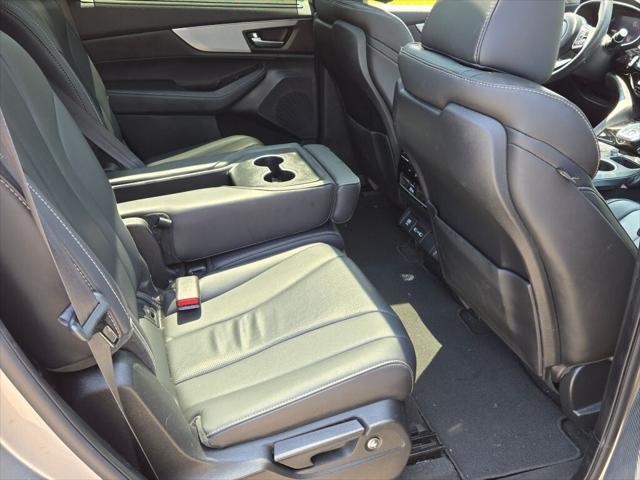 used 2023 Acura MDX car, priced at $40,995