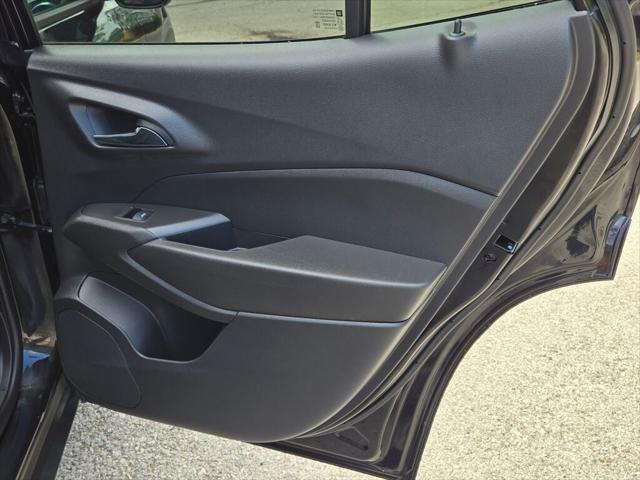 used 2025 Chevrolet Trax car, priced at $19,995