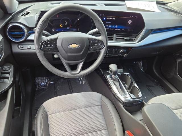 used 2025 Chevrolet Trax car, priced at $19,995
