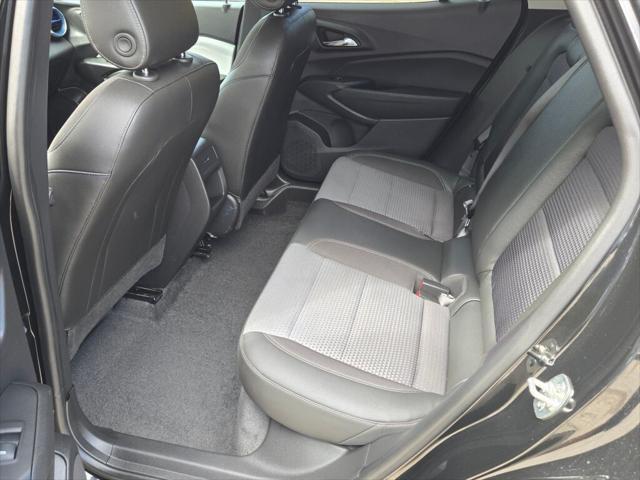 used 2025 Chevrolet Trax car, priced at $19,995