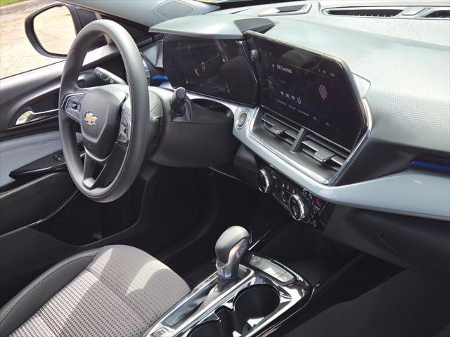 used 2025 Chevrolet Trax car, priced at $19,995