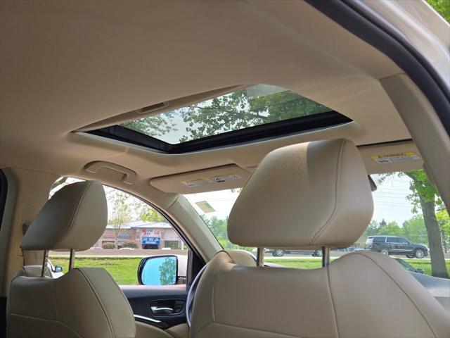 used 2016 Acura MDX car, priced at $19,056