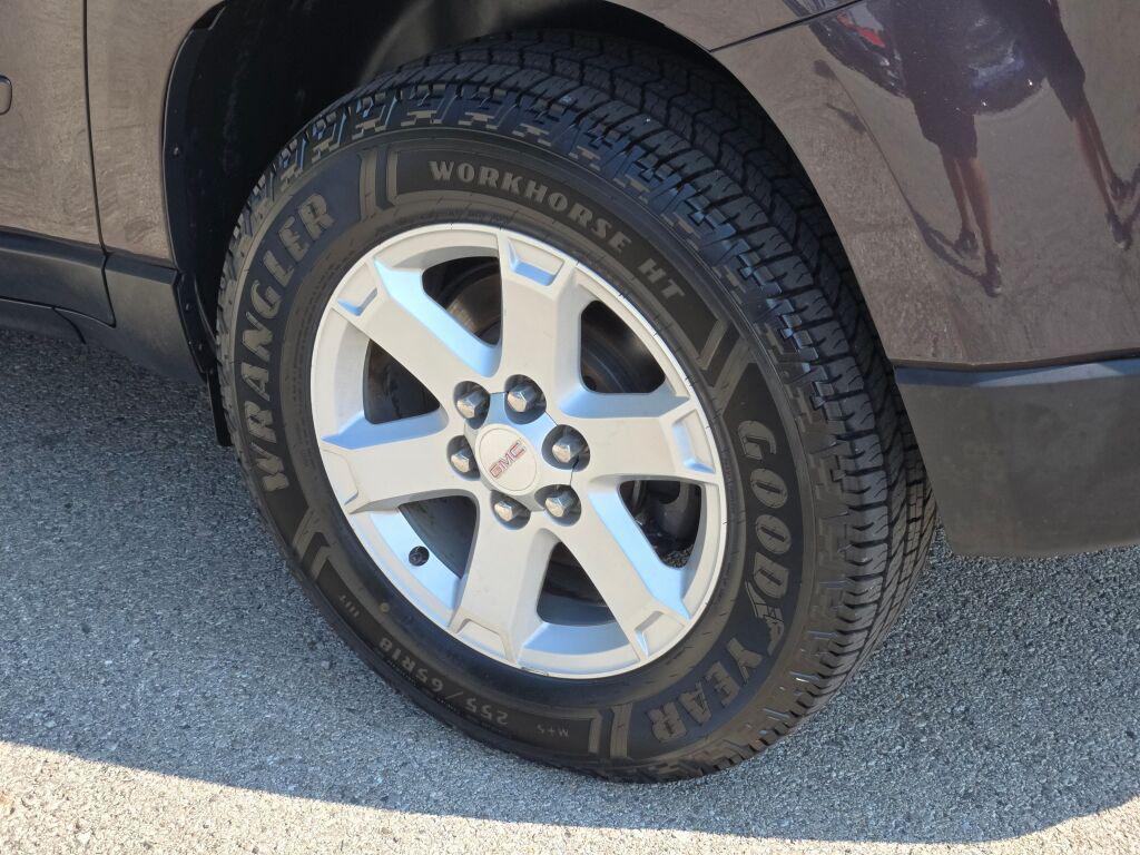 used 2015 GMC Acadia car, priced at $8,995