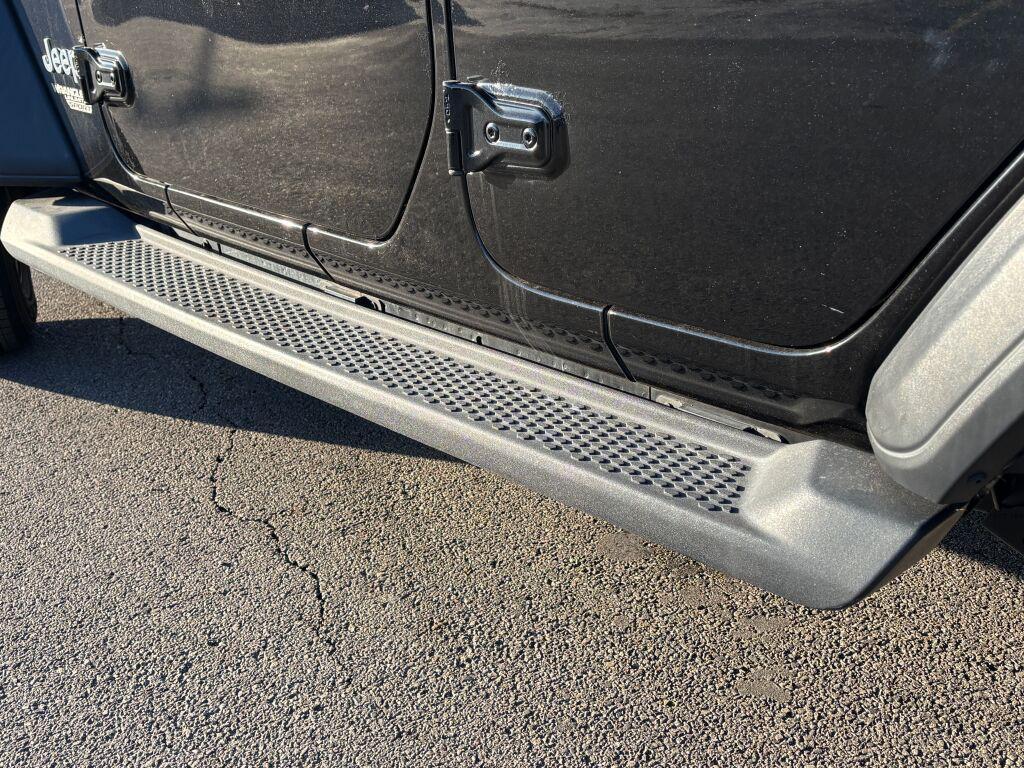 used 2020 Jeep Wrangler Unlimited car, priced at $23,403