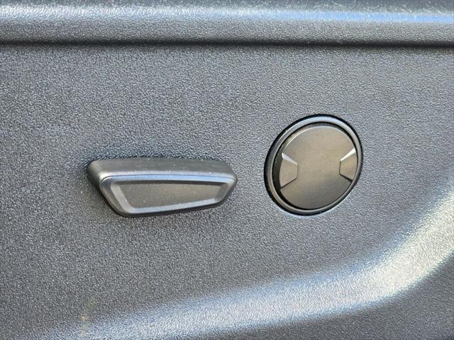 used 2022 Ford F-150 car, priced at $33,995