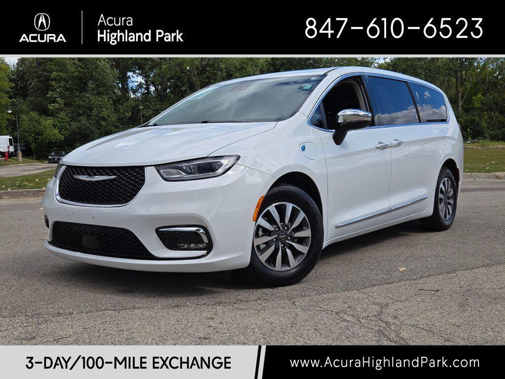 used 2023 Chrysler Pacifica Hybrid car, priced at $28,999