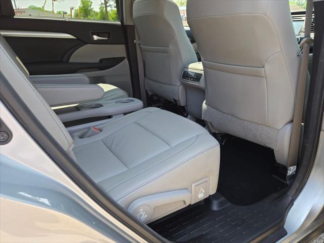 used 2017 Toyota Highlander car, priced at $20,995