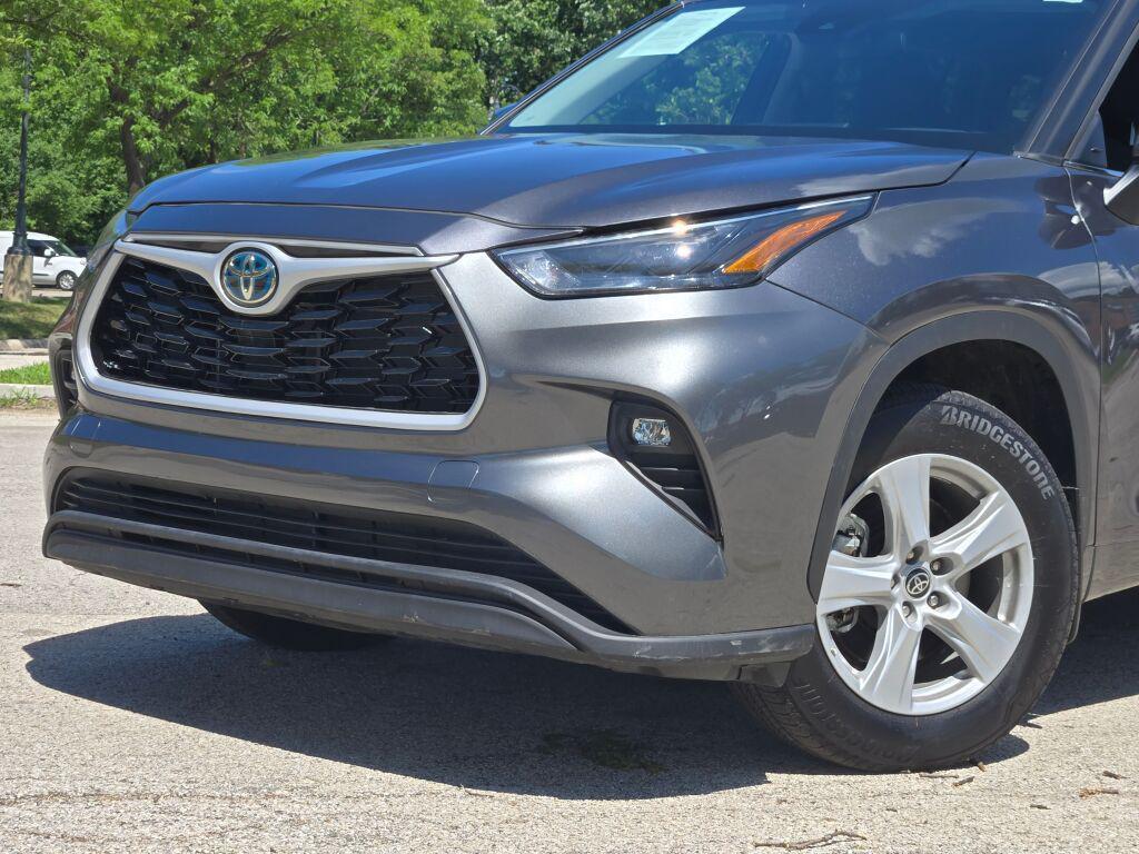 used 2024 Toyota Highlander car, priced at $37,764