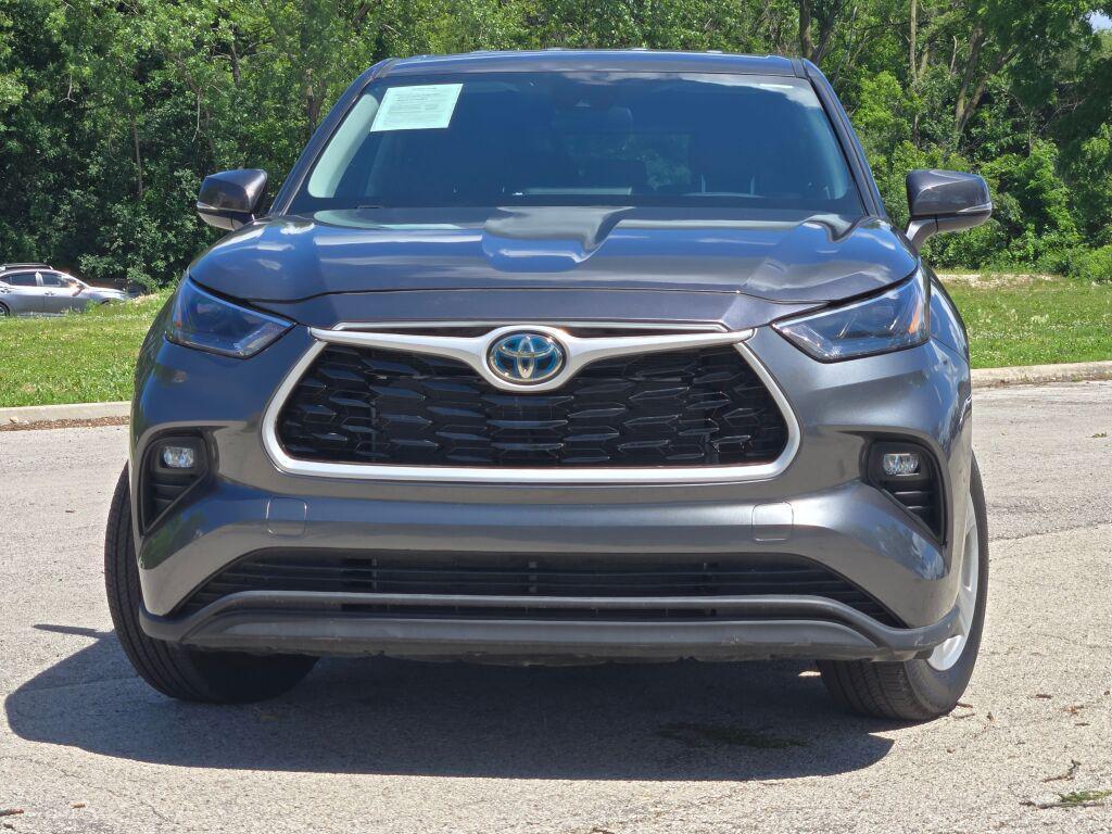 used 2024 Toyota Highlander car, priced at $37,764