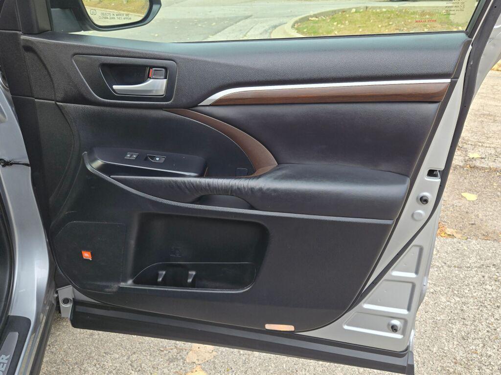 used 2016 Toyota Highlander car, priced at $21,000