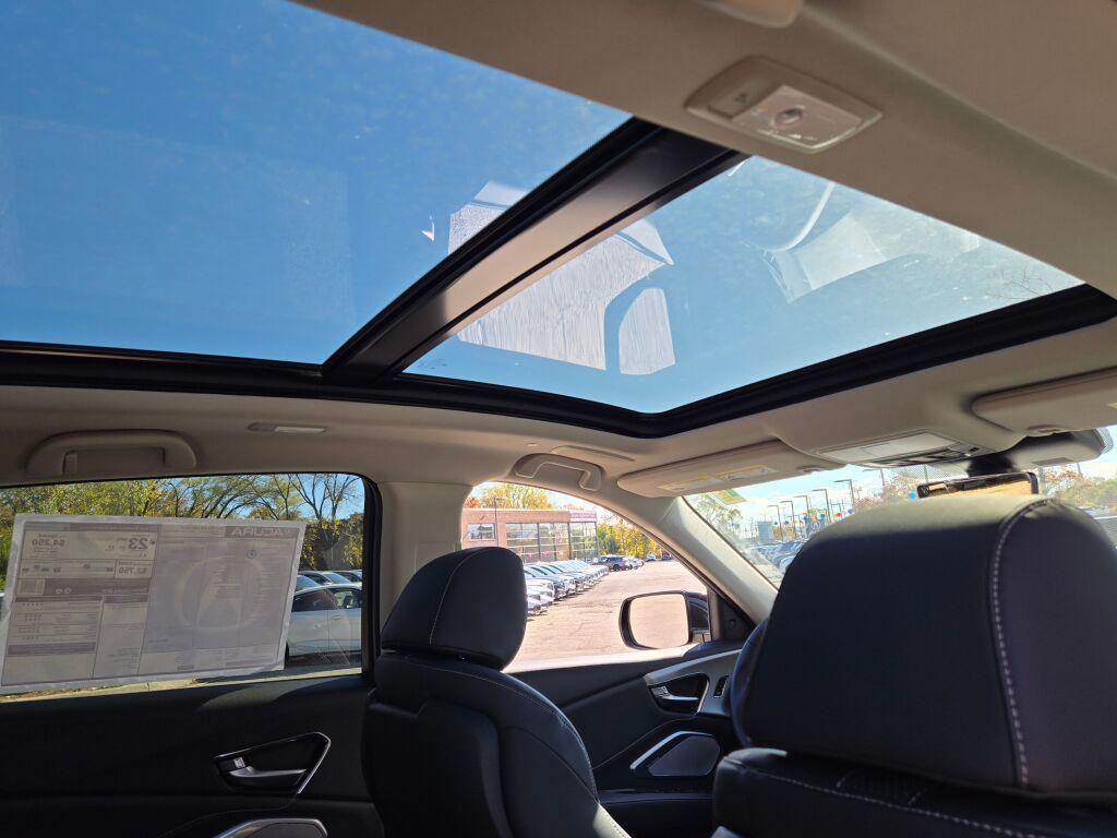 new 2025 Acura RDX car, priced at $49,250