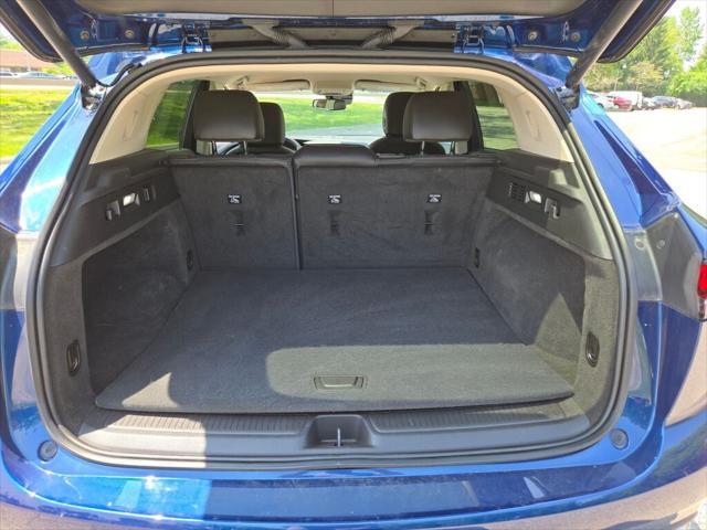 used 2023 Buick Envision car, priced at $19,995