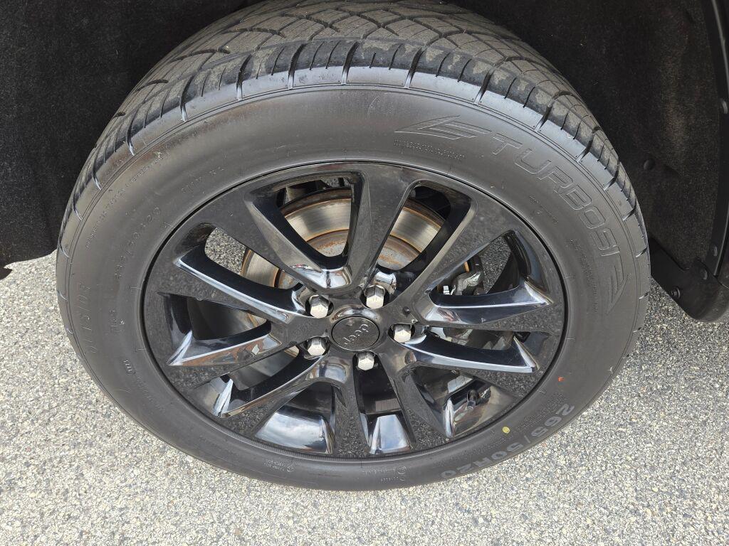 used 2021 Jeep Grand Cherokee car, priced at $22,093