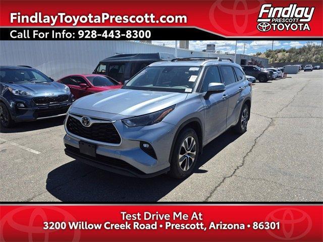 used 2022 Toyota Highlander car, priced at $39,874