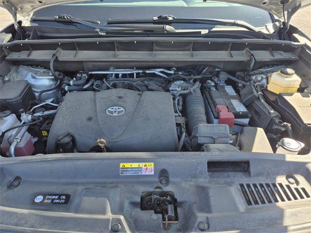 used 2022 Toyota Highlander car, priced at $32,874