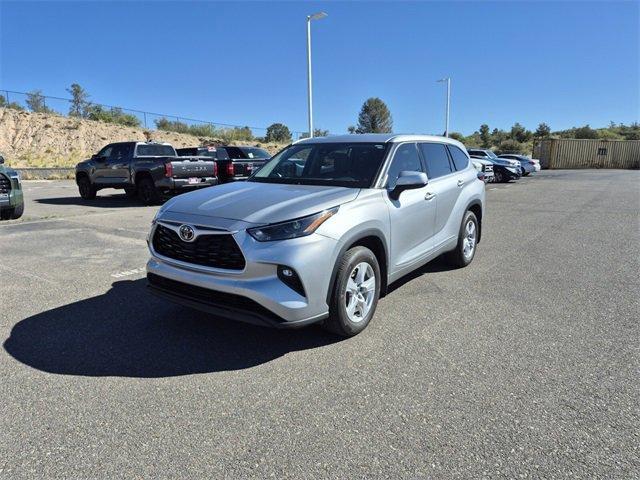 used 2022 Toyota Highlander car, priced at $32,874