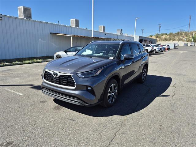 used 2024 Toyota Highlander car, priced at $42,343