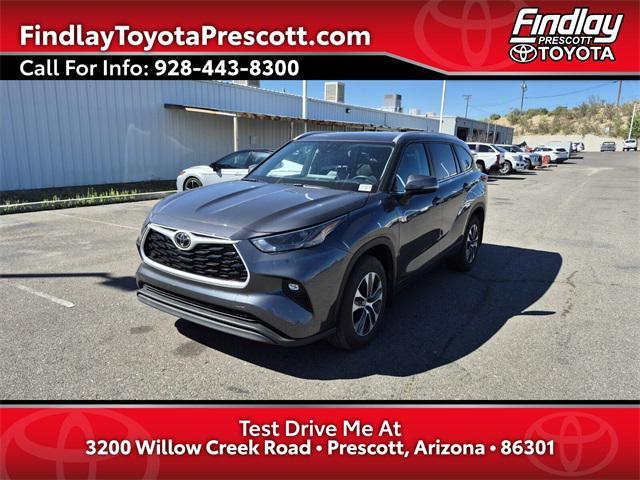 used 2024 Toyota Highlander car, priced at $42,343
