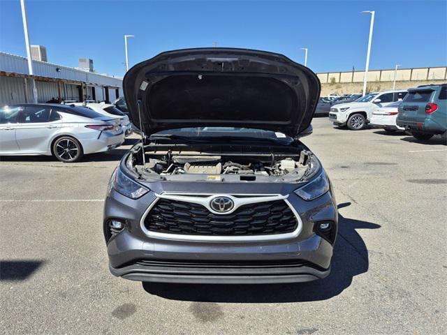 used 2024 Toyota Highlander car, priced at $42,343
