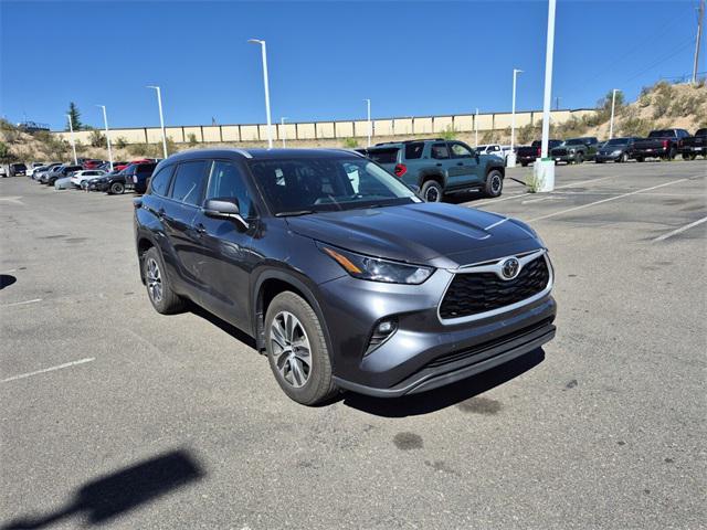 used 2024 Toyota Highlander car, priced at $42,343