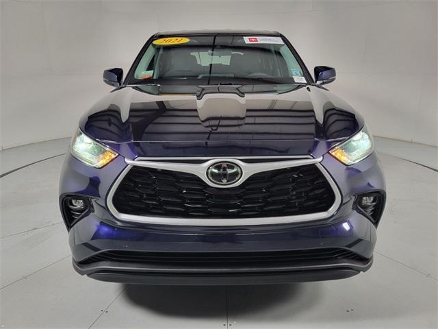 used 2021 Toyota Highlander car, priced at $30,739