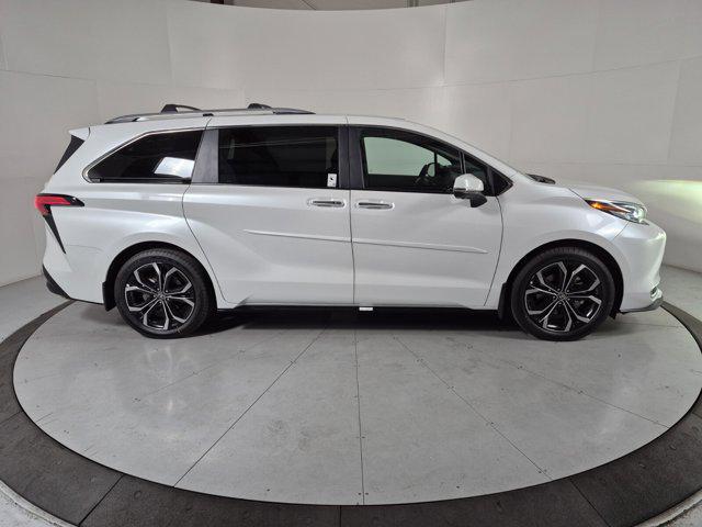 new 2025 Toyota Sienna car