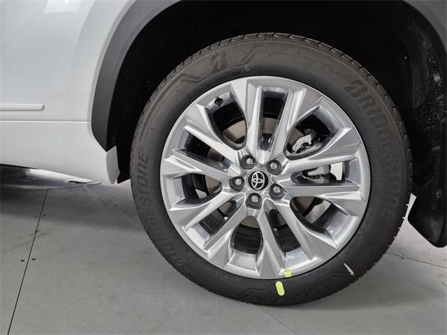 new 2026 Toyota Highlander car, priced at $53,948